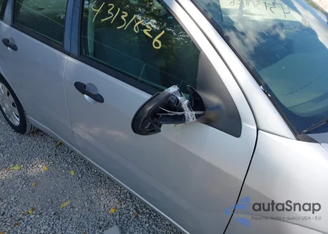 2005 Ford Focus Zx4 из США, поврежденный, VIN 1FAFP34N25W317382